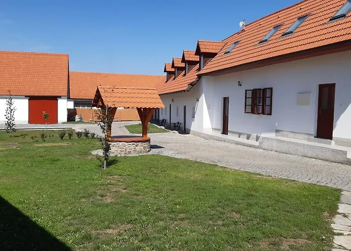 Martinuv Dvur 公寓